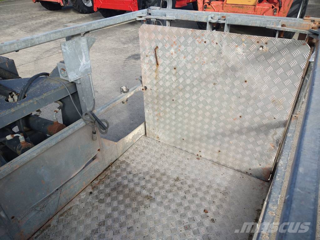 Manitou manbak 2-4m (125) Accessories for construction hoists and mast climbing work platforms