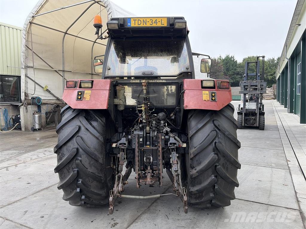 Case IH Maxxum 5100 6 cyl. Series Traktorit
