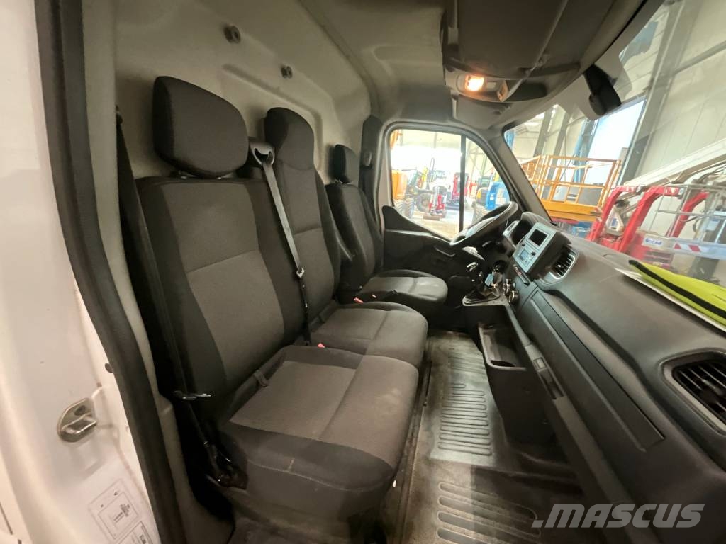 Renault Master + KLUBB K32 Piattaforme autocarrate