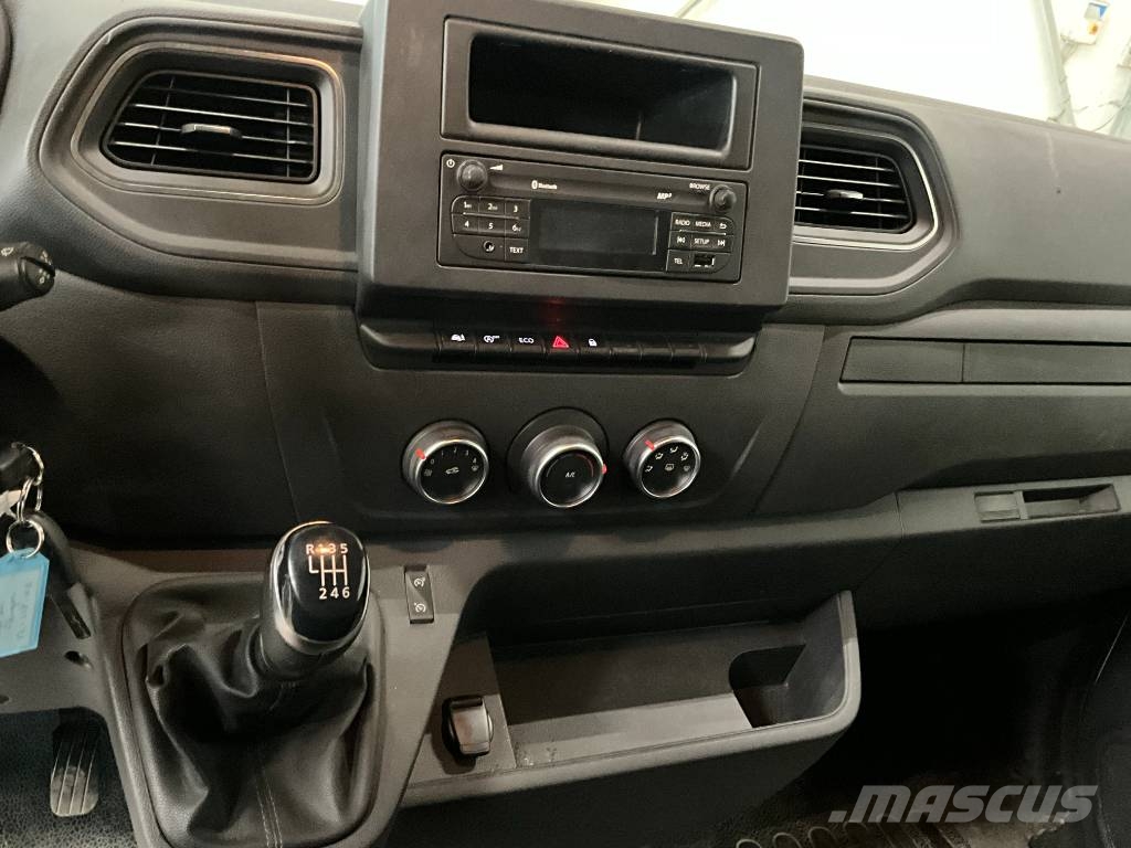 Renault Master + KLUBB K32 Piattaforme autocarrate