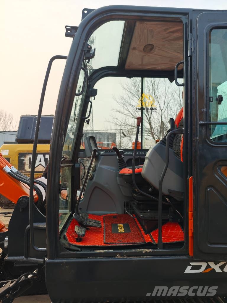 Doosan DX 60 Bageri guseničari