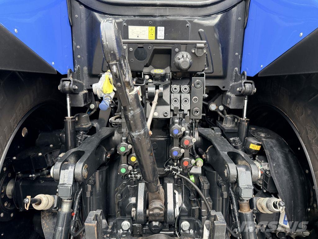 New Holland T7.245 Auto Command New Gen Traktorer