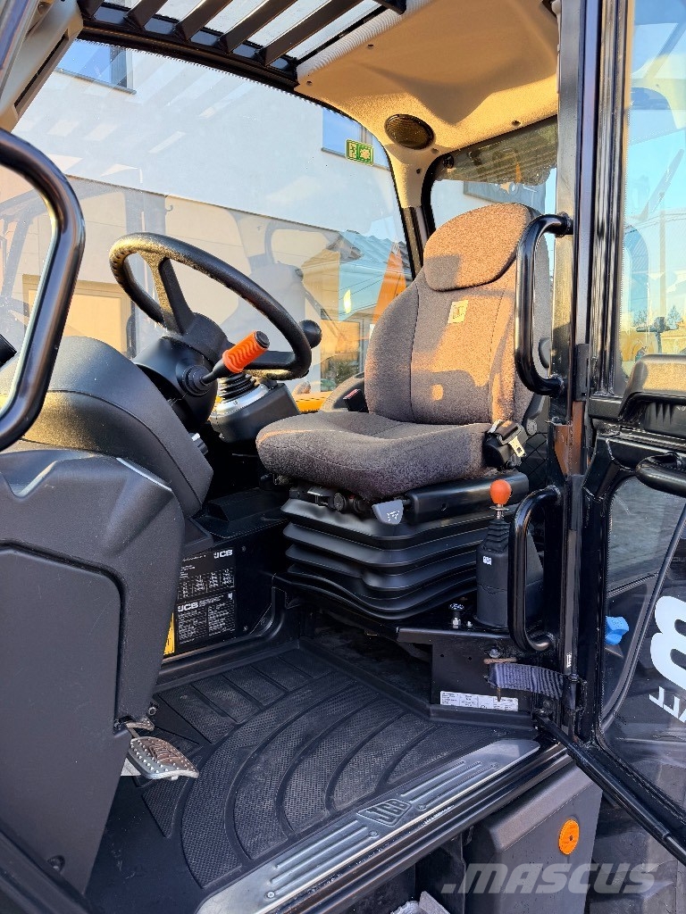 JCB 560-80 AGRI SUPER Телескопические погрузчики
