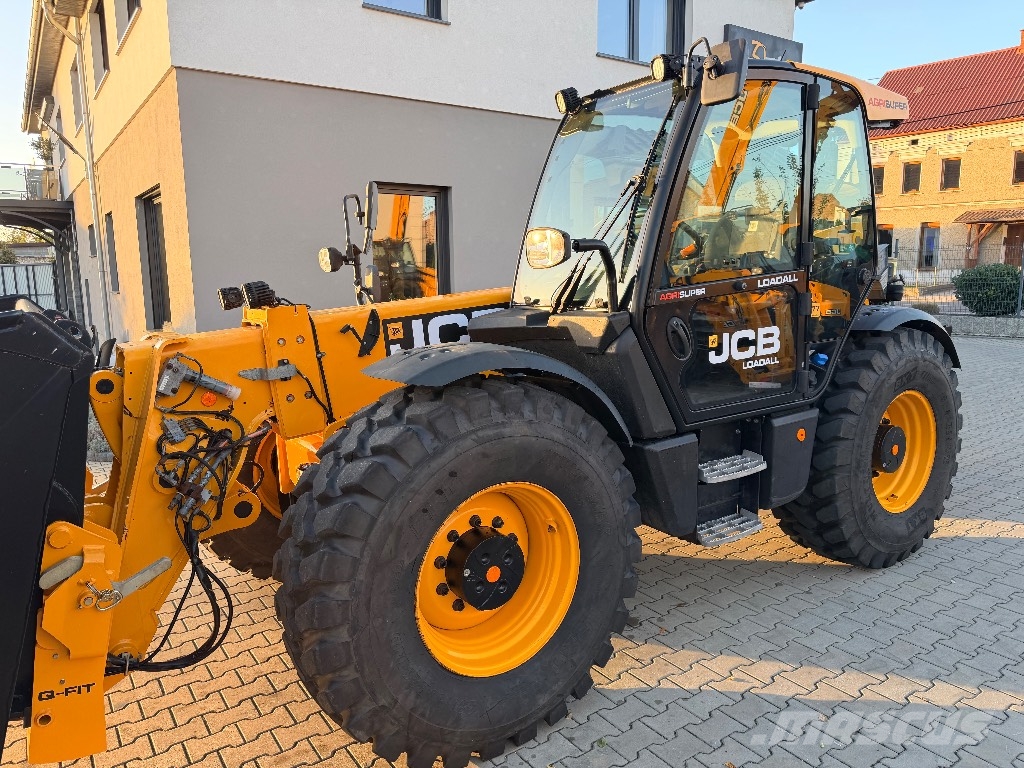 JCB 560-80 AGRI SUPER Телескопические погрузчики