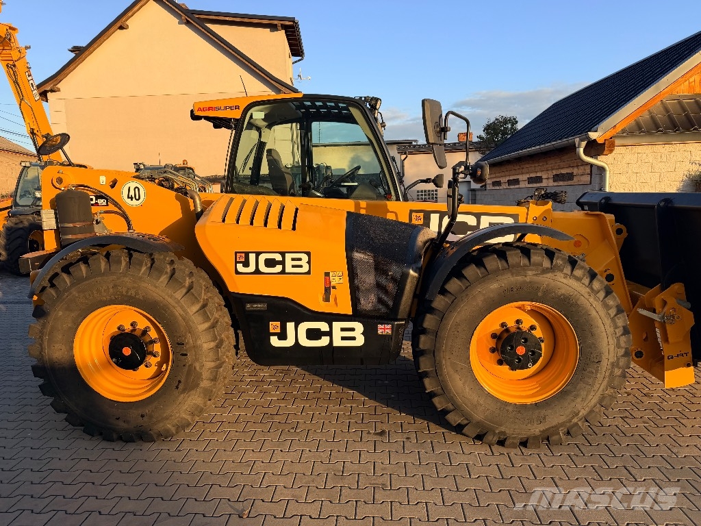 JCB 560-80 AGRI SUPER Телескопические погрузчики