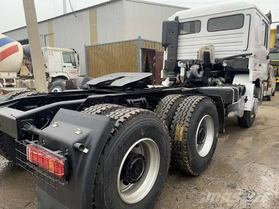 Shacman F 3000 Trekkers