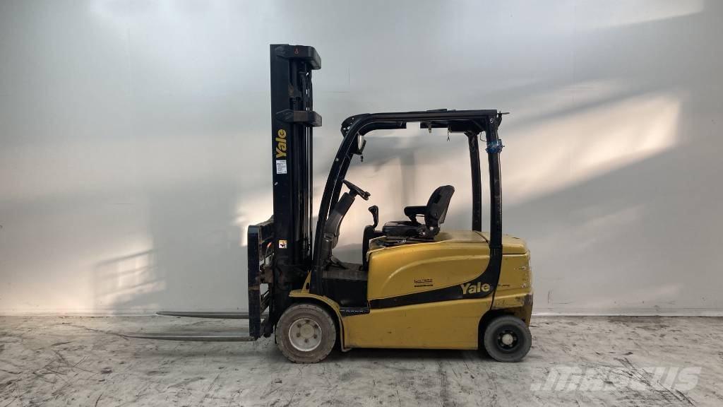 Yale ERP30VLE Elektriskie autoiekrāvēji