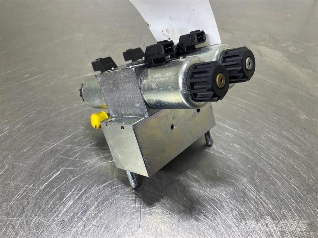 Mecalac 12MTX-Ahlmann 6090364-NG6 Assembly Componenti idrauliche