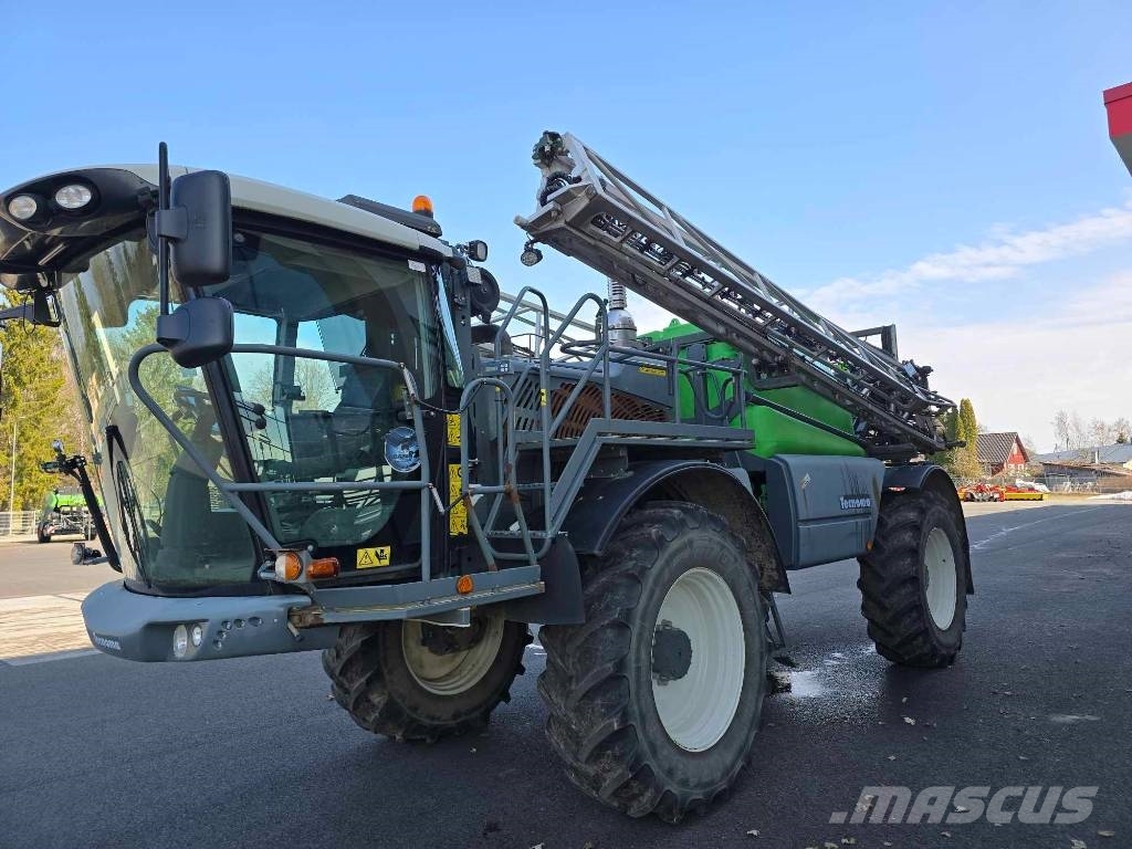 Tecnoma FC 5240 Kendinden tahrikli pülverizatörler