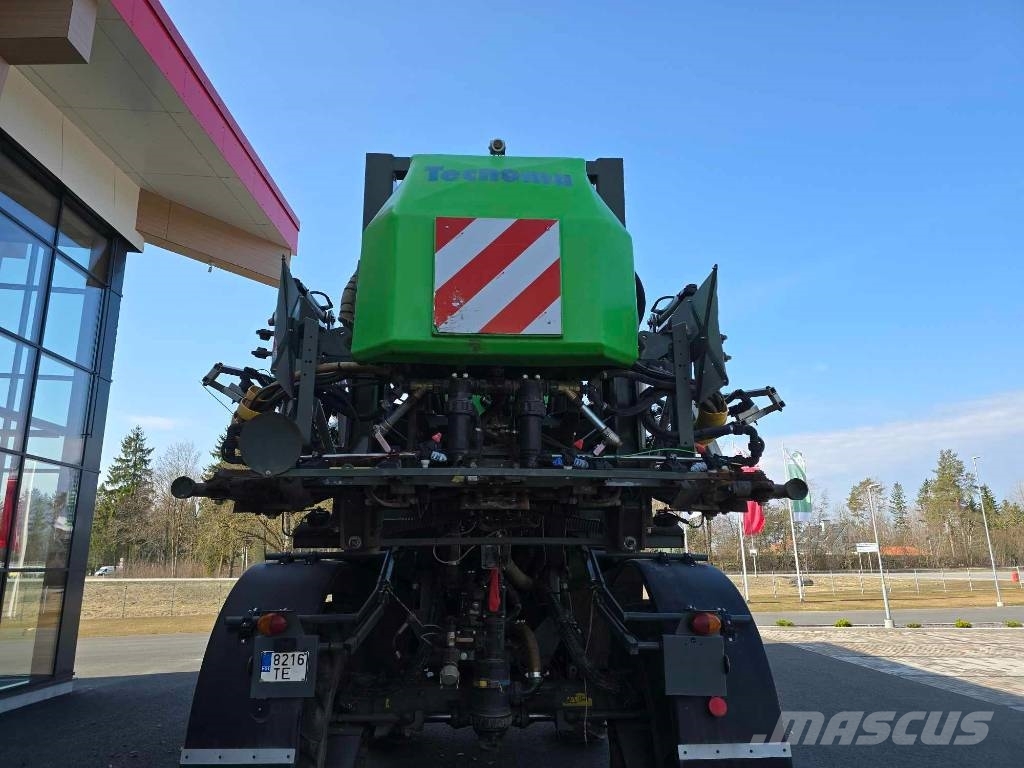 Tecnoma FC 5240 Kendinden tahrikli pülverizatörler
