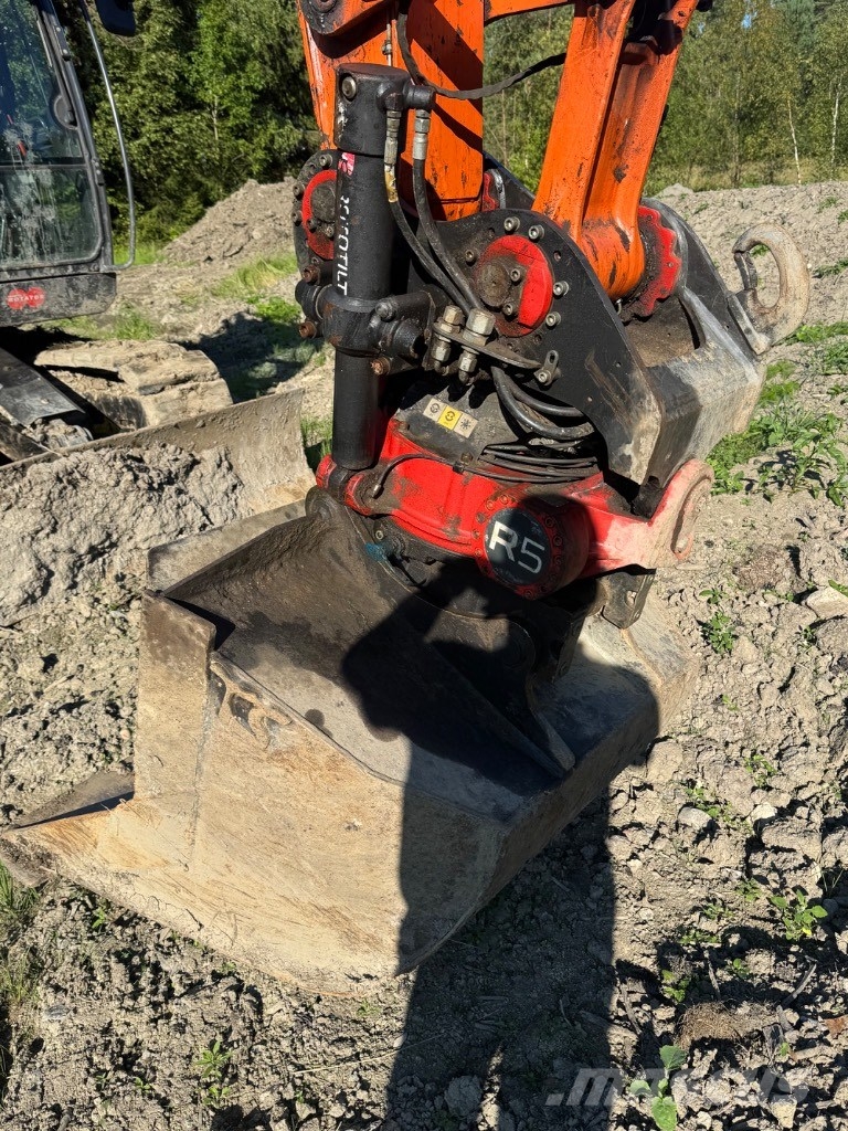 Hitachi ZX 135 US-6 Excavadoras sobre orugas