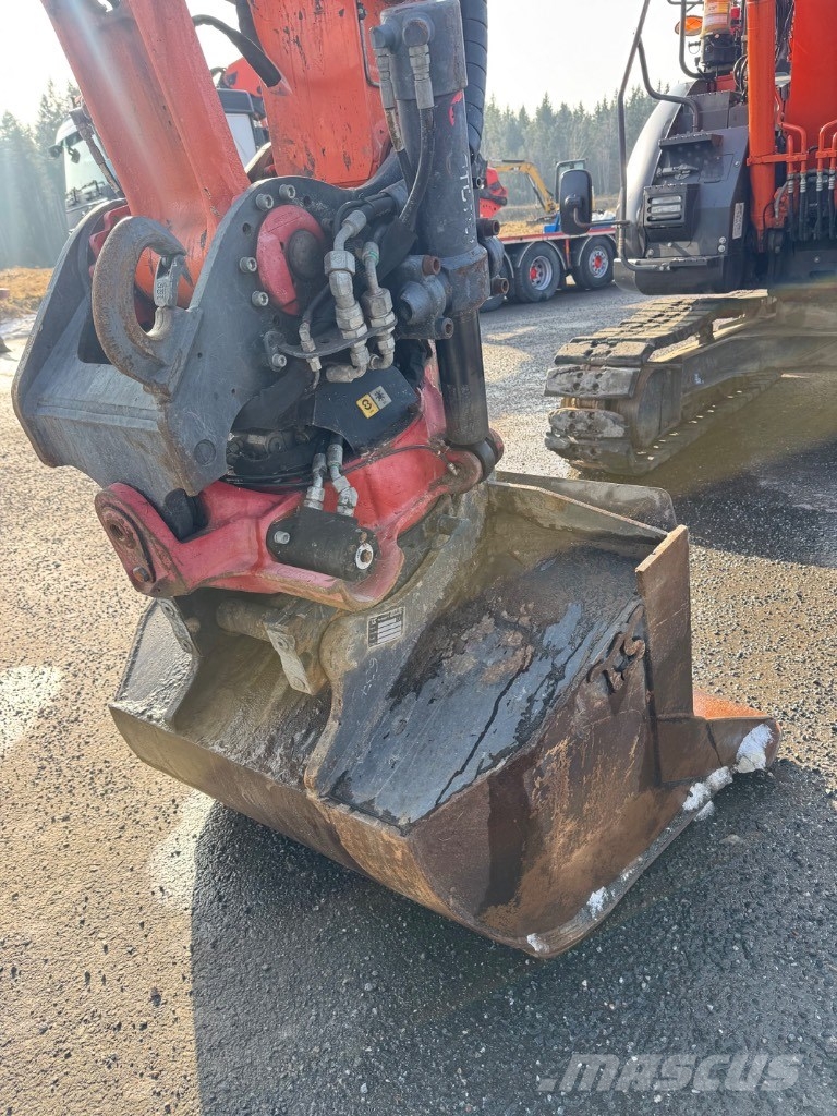 Hitachi ZX 135 US-6 Excavadoras sobre orugas