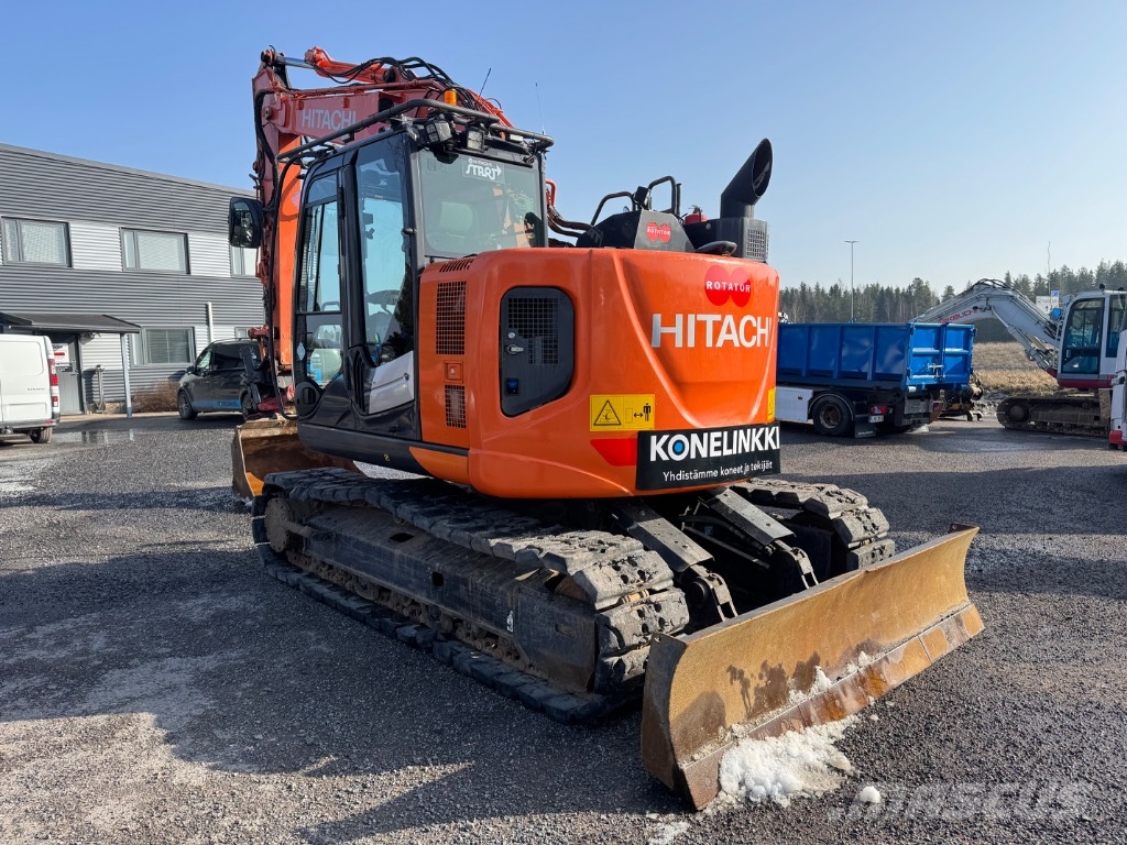 Hitachi ZX 135 US-6 Excavadoras sobre orugas