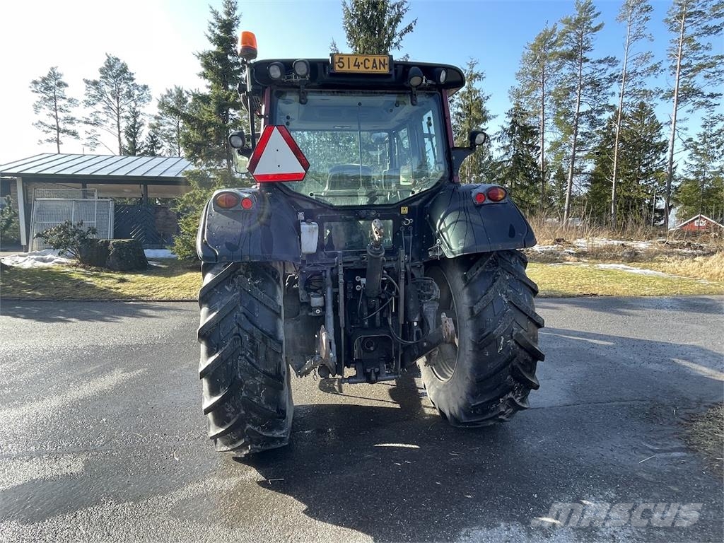 Valtra T173 Hitech Tractoare