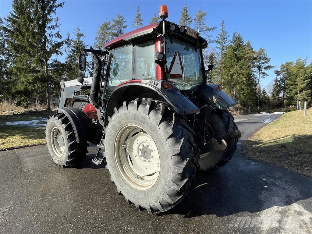 Valtra T173 Hitech Tractoare