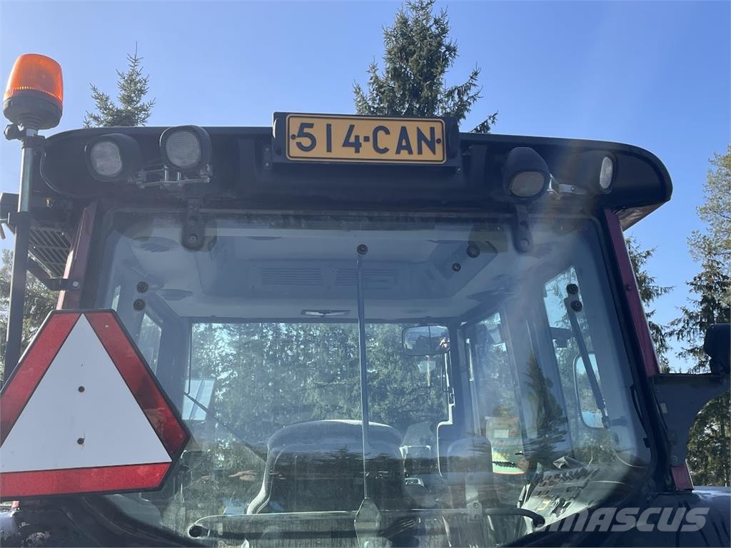 Valtra T173 Hitech Tractoare