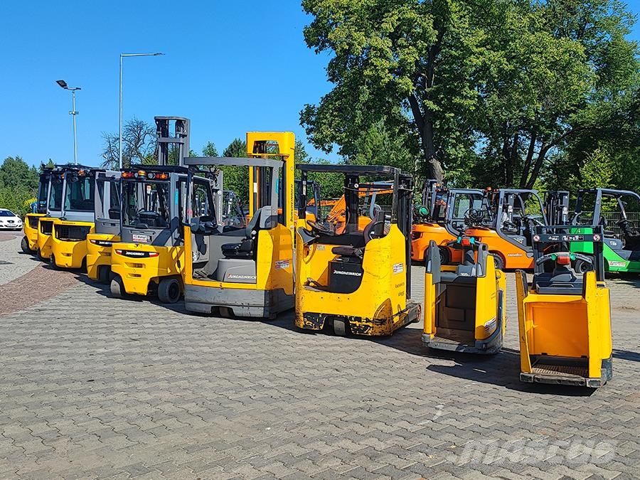 Jungheinrich ETV 214 Reach truck