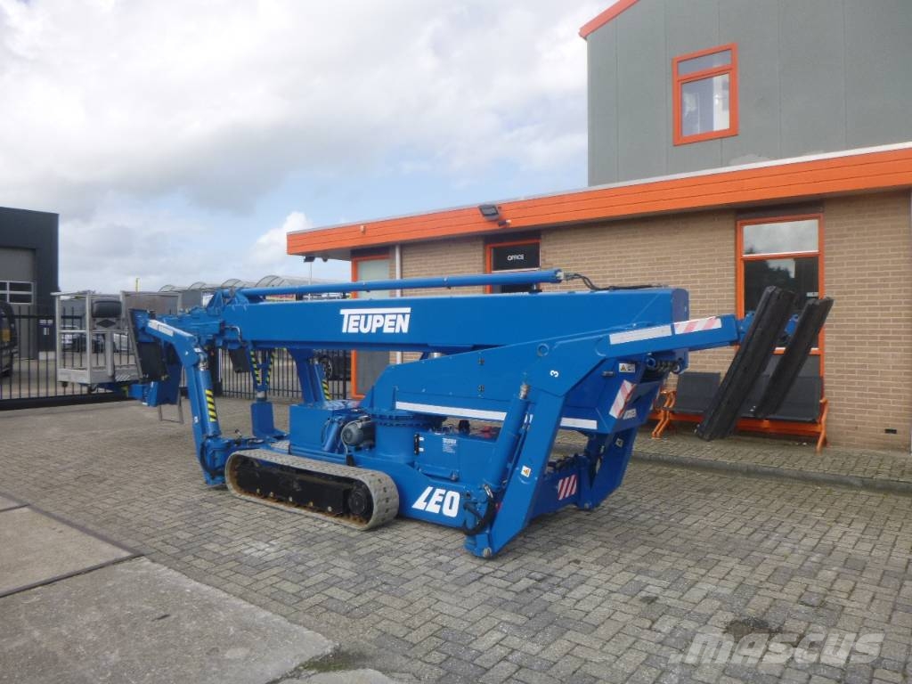 Teupen LEO 25T Plus رافعات ومنصات أخرى