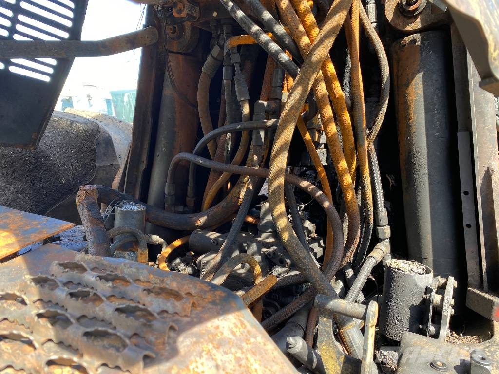 Komatsu 941.1+ Tête C144 2018 Origine Française endommagée Harvestory
