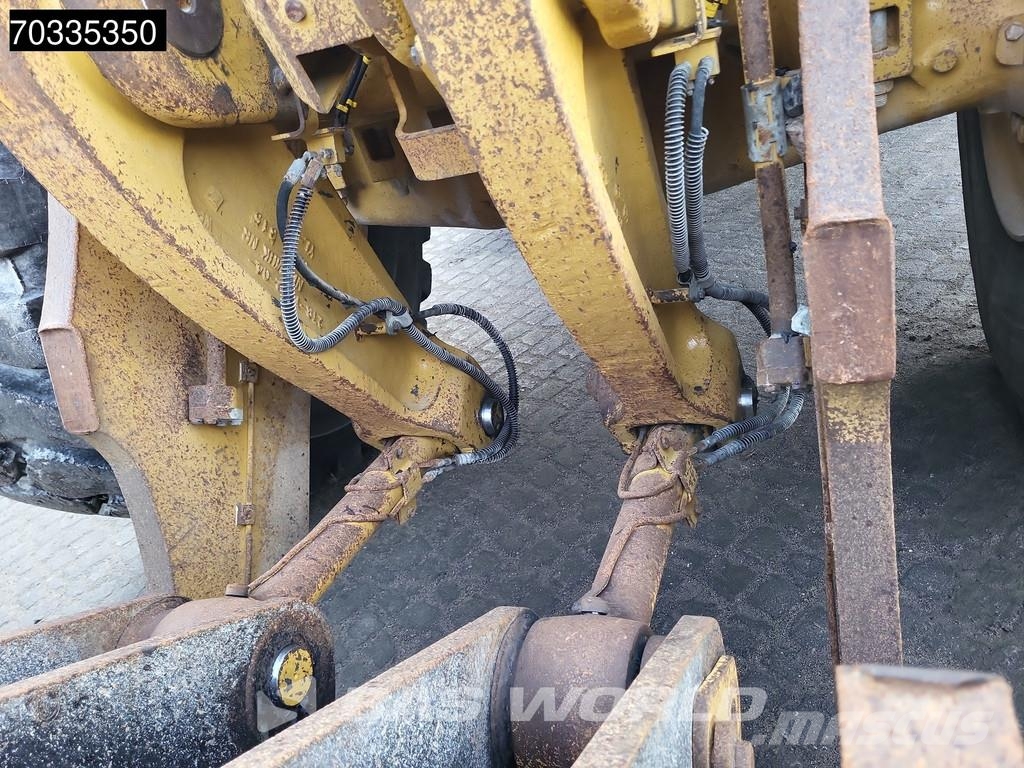 CAT 980 M Pale gommate