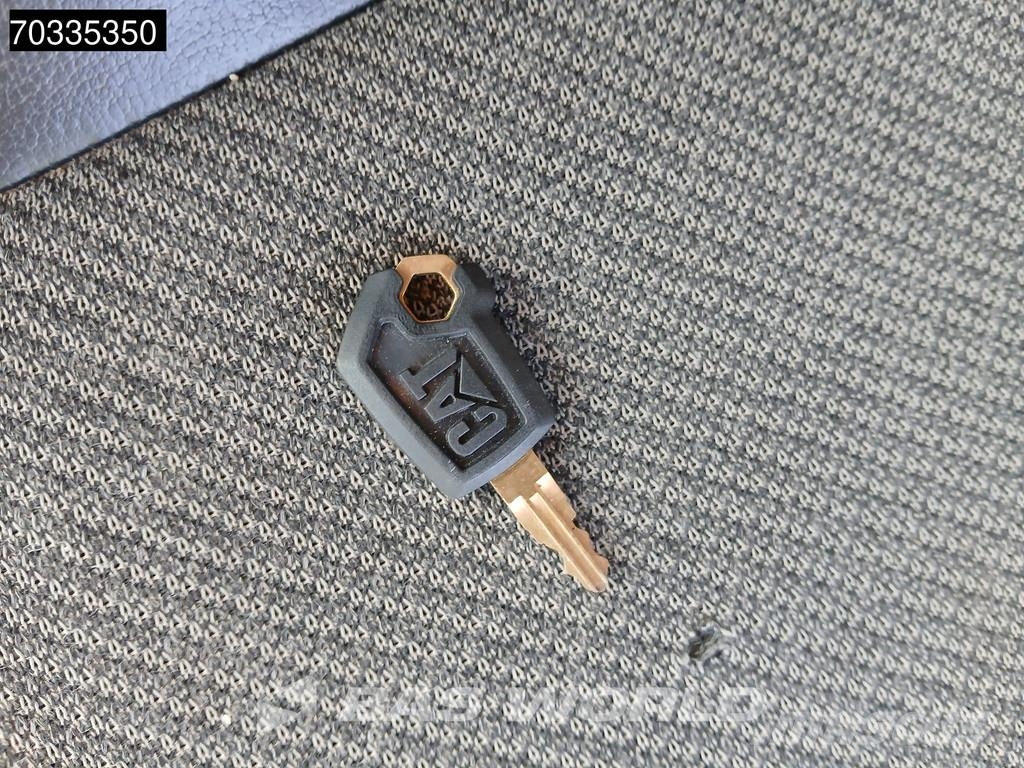 CAT 980 M Pale gommate
