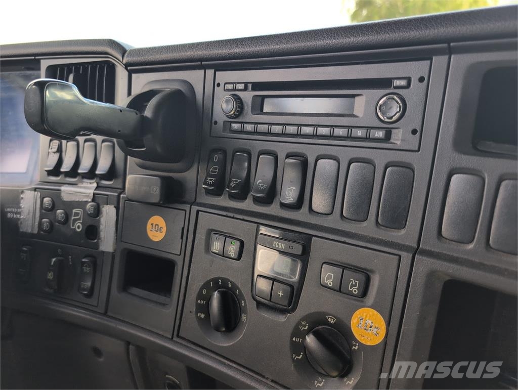 Scania R500 V8 Vetopöytäautot