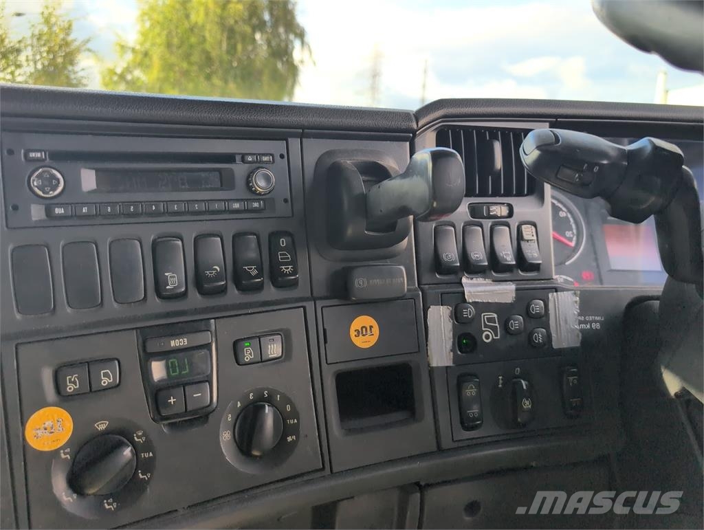 Scania R500 V8 Vetopöytäautot