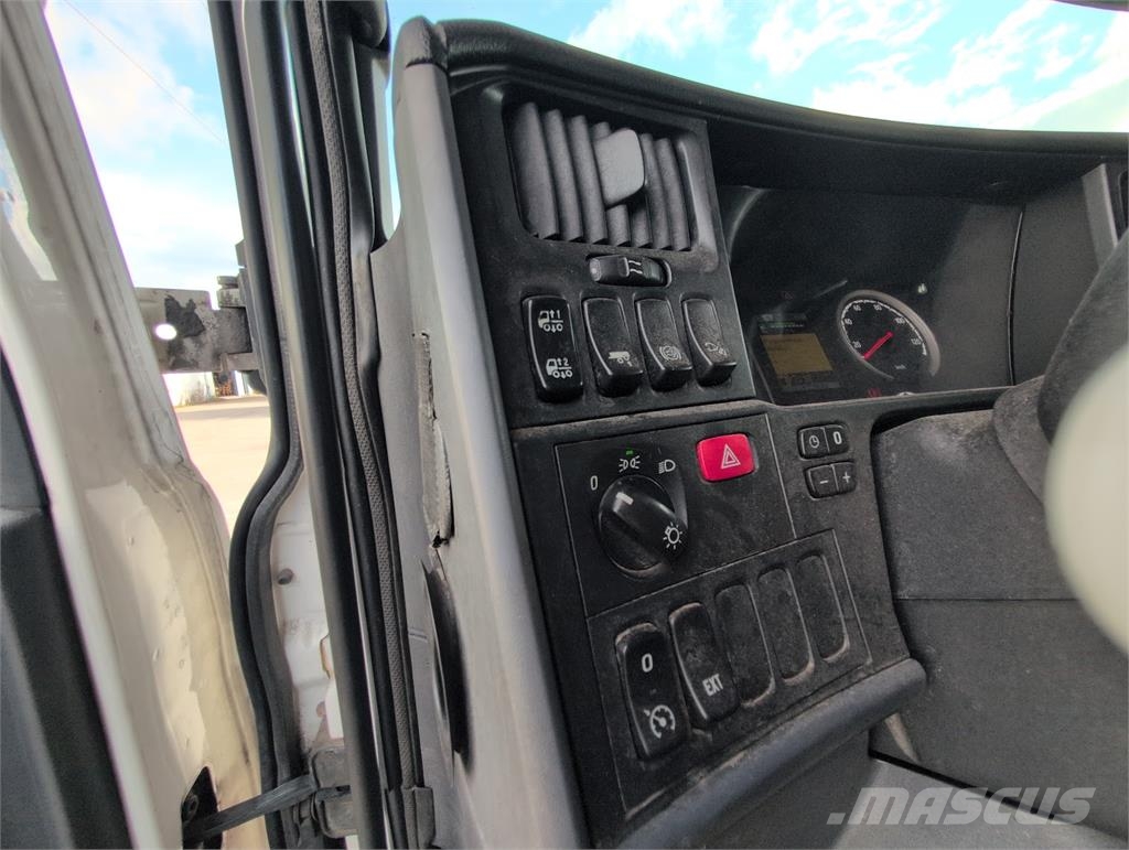 Scania R500 V8 Vetopöytäautot