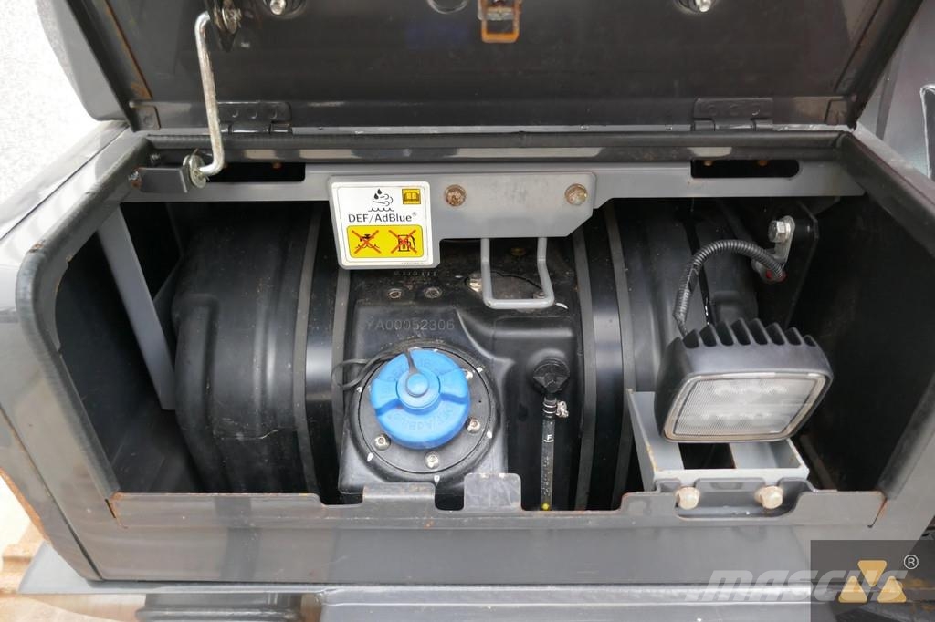 Hitachi ZX210LC-7 履帶式 挖土機/掘鑿機/挖掘機