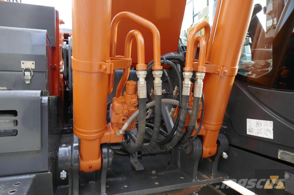 Hitachi ZX210LC-7 履帶式 挖土機/掘鑿機/挖掘機