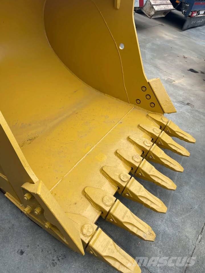 CAT 352-349E Kolesni nakladalci