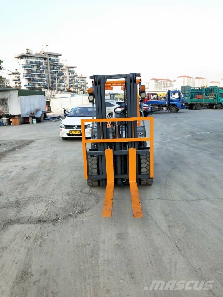 TCM FD 35 디젤 지게차
