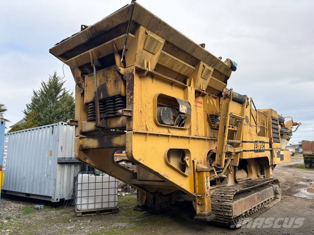 Extec C12 Mobile crushers