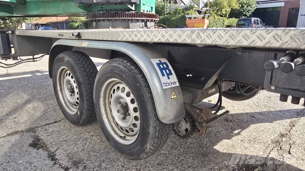 Böcker AHK 31/1500 + werkbak Terepdaruk