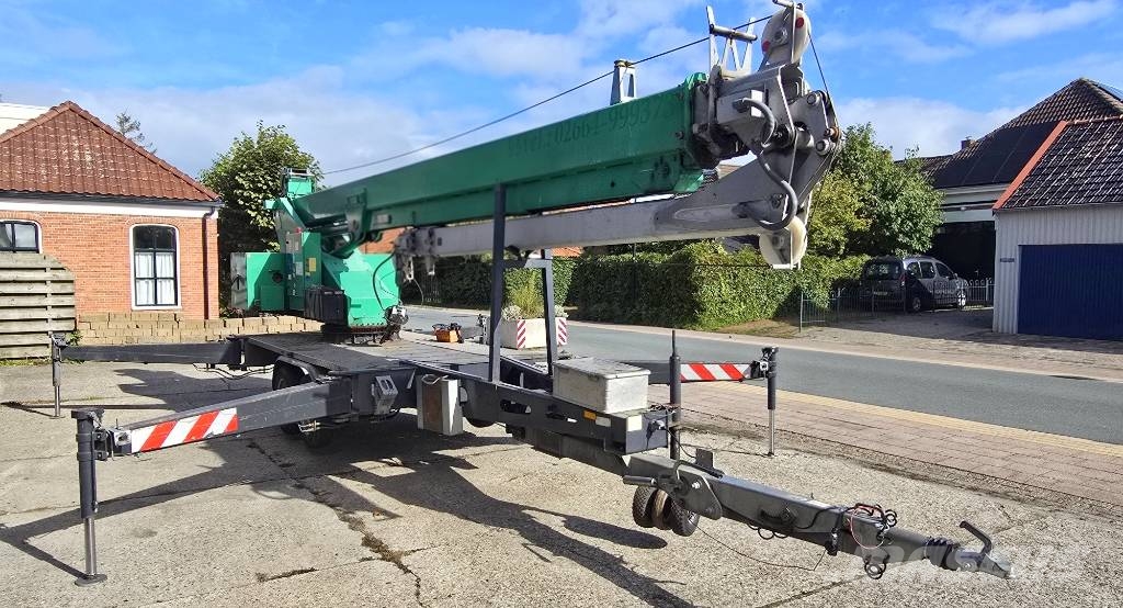 Böcker AHK 31/1500 + werkbak Terepdaruk