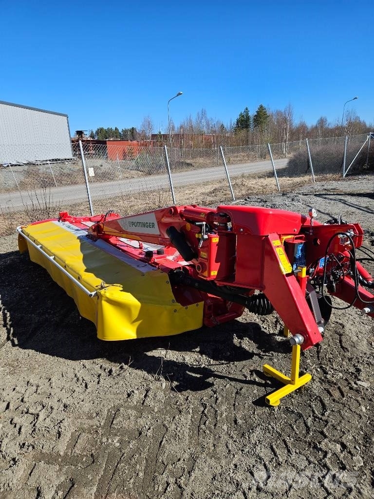 Pöttinger NovaCat 352 CF Faucheuse