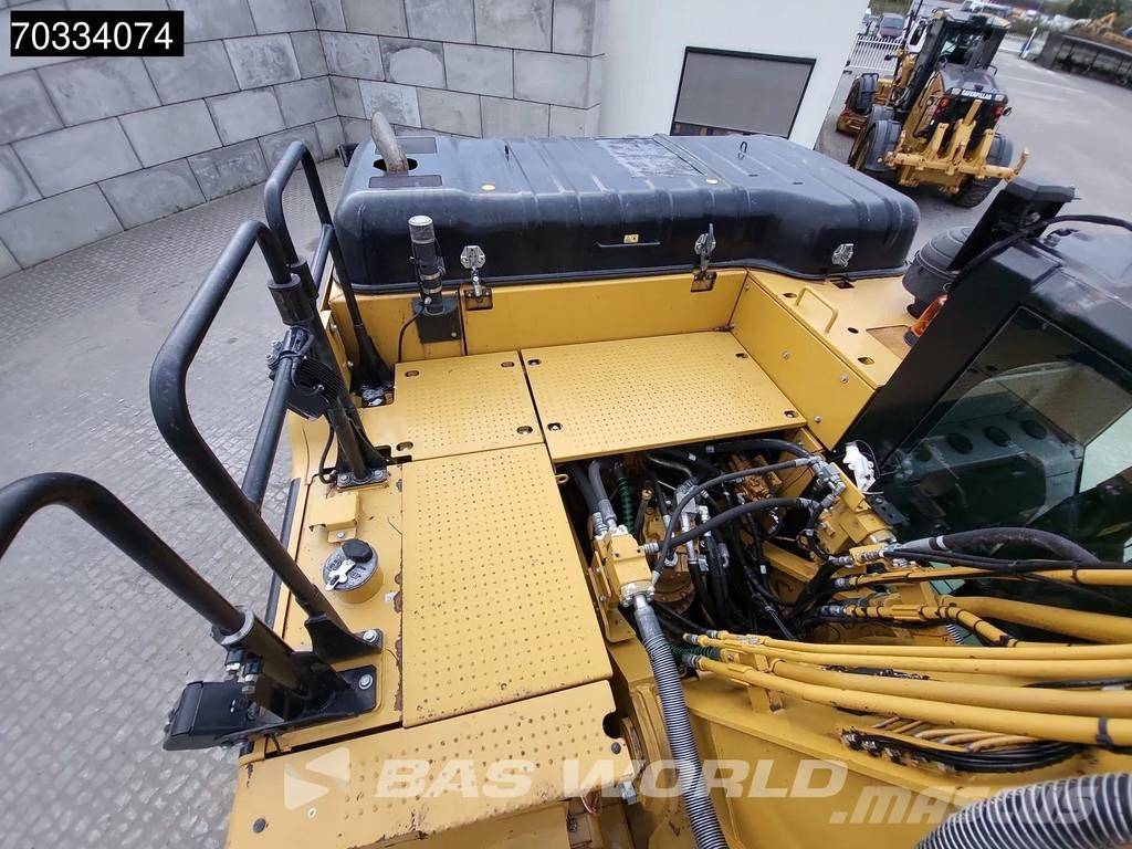 CAT 330 F L GPS - Tiltrotator حفارات زحافة