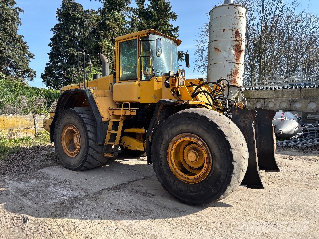 Volvo L 180 E Carregadeiras Knuckleboom