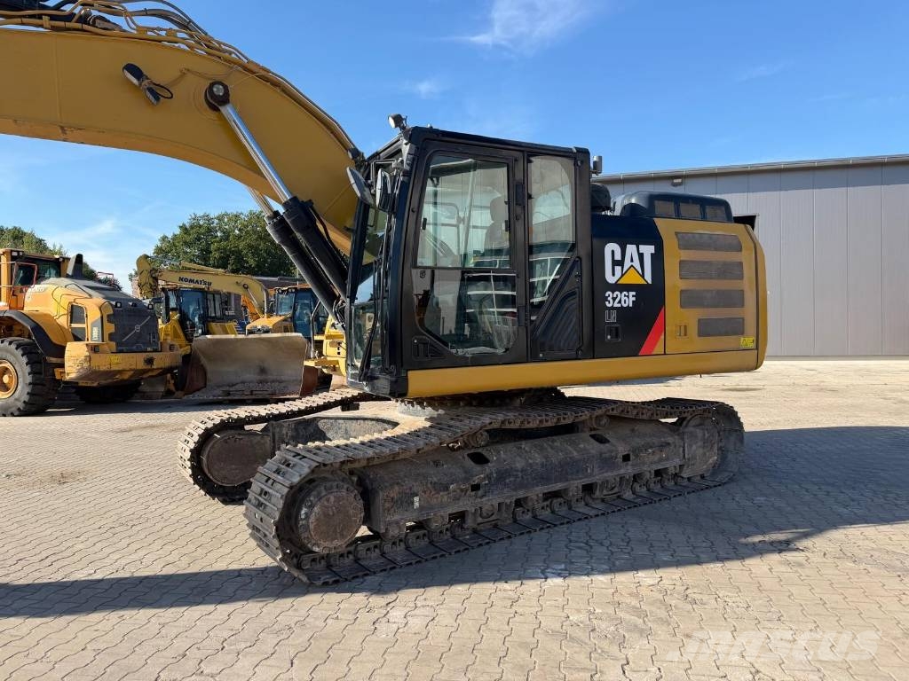 CAT 326 F L Bagri goseničarji