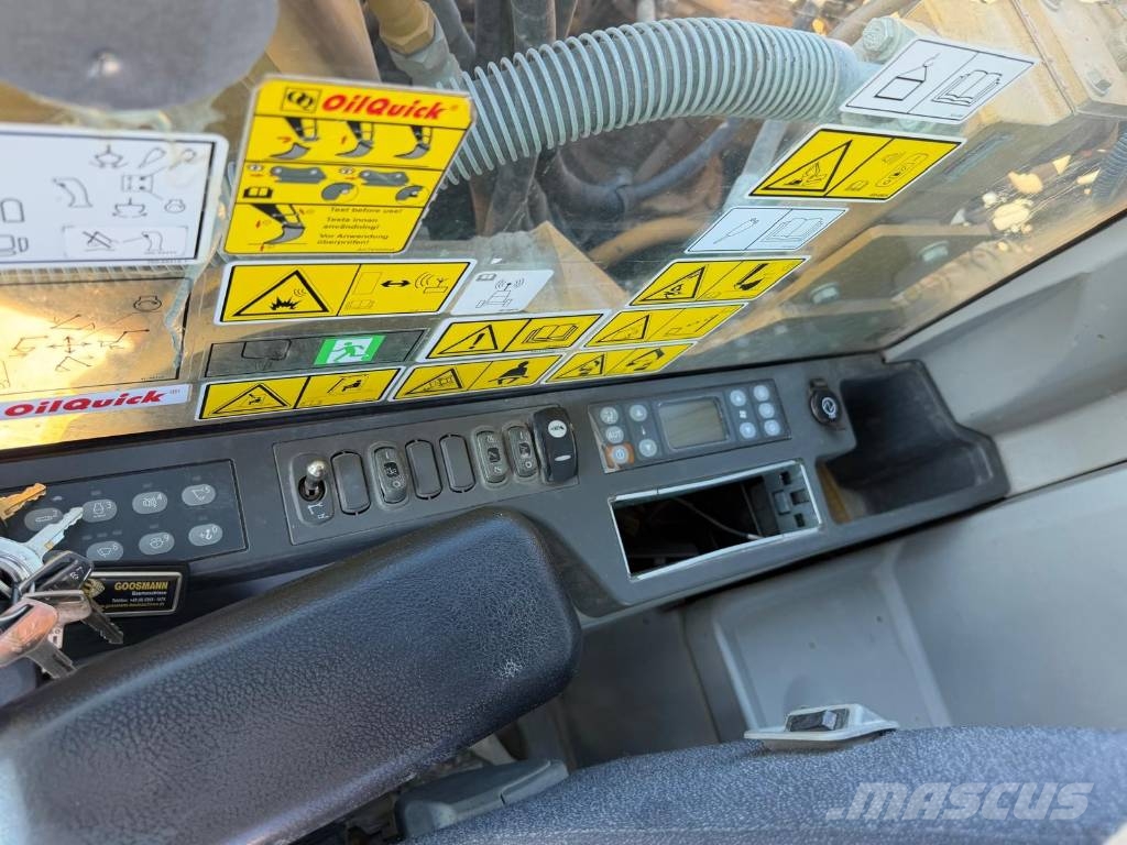CAT 326 F L Bagri goseničarji