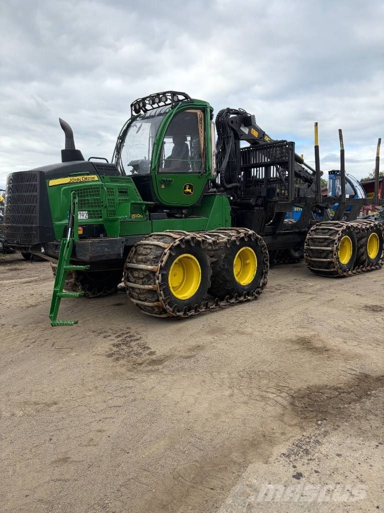 John Deere 1510 G Forwarders