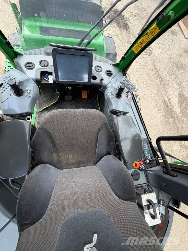 John Deere 1510 G Forwarders