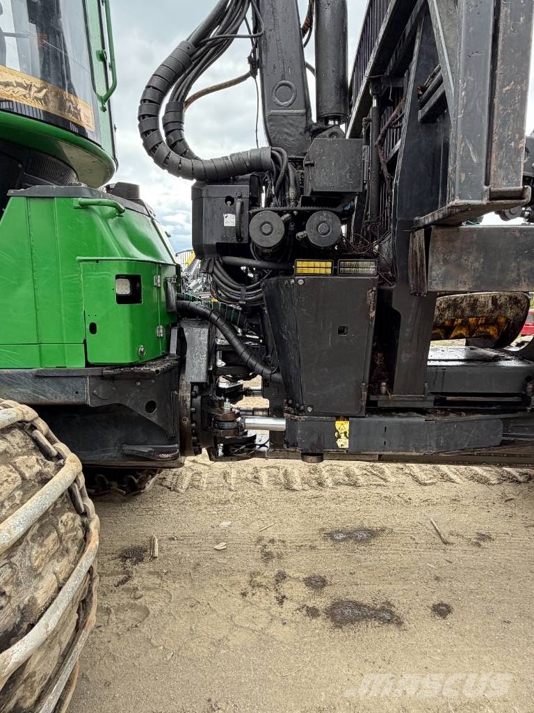 John Deere 1510 G Forwarders