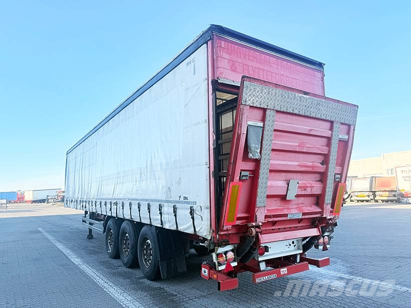 Kel-Berg 3 axle Curtainsider / Planenauflieger Curtainsider semi-trailers