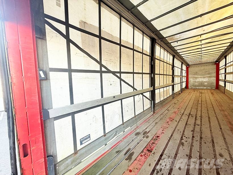 Kel-Berg 3 axle Curtainsider / Planenauflieger Curtainsider semi-trailers