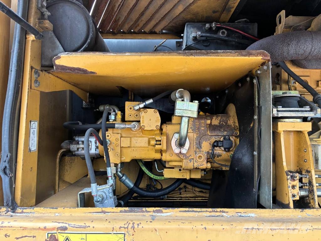 CAT M 318 C Εκσκαφείς με τροχούς - λάστιχα
