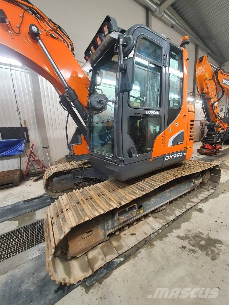 Doosan DX 140 LCR-5 , Begagnad SÄLJES Gravemaskiner på larvebånd