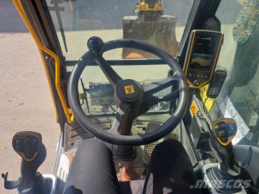 JCB JS 175 W STAGE V Wielgraafmachines