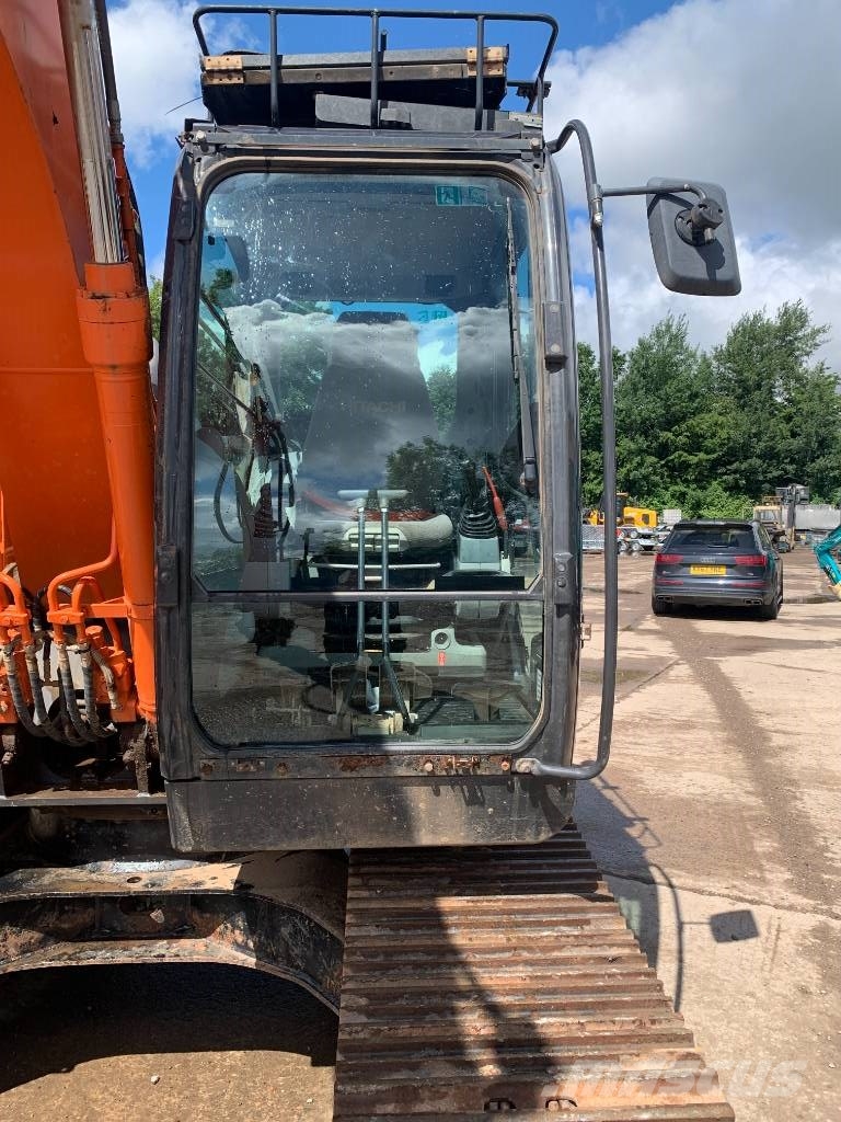 Hitachi ZX 130 LC N-6, 2018, Kingswinford, West Midlands, Reino