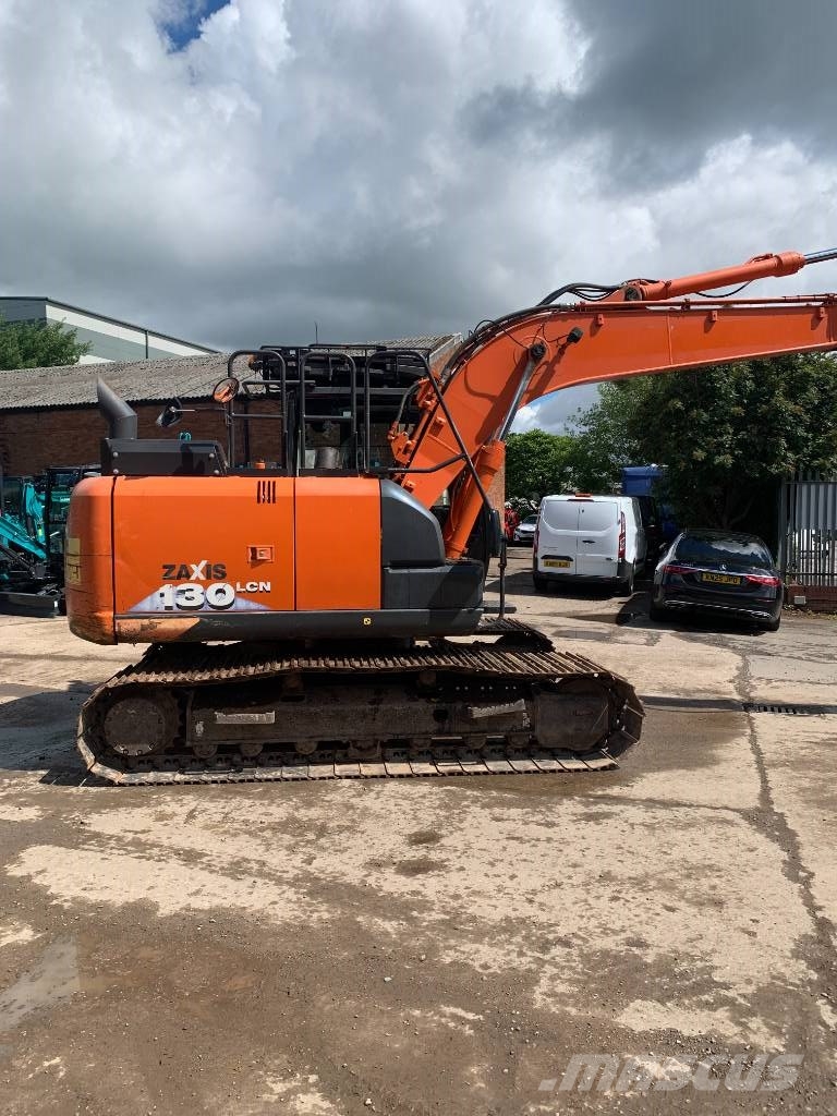 Hitachi ZX 130 LC N-6, 2018, Kingswinford, West Midlands, Reino